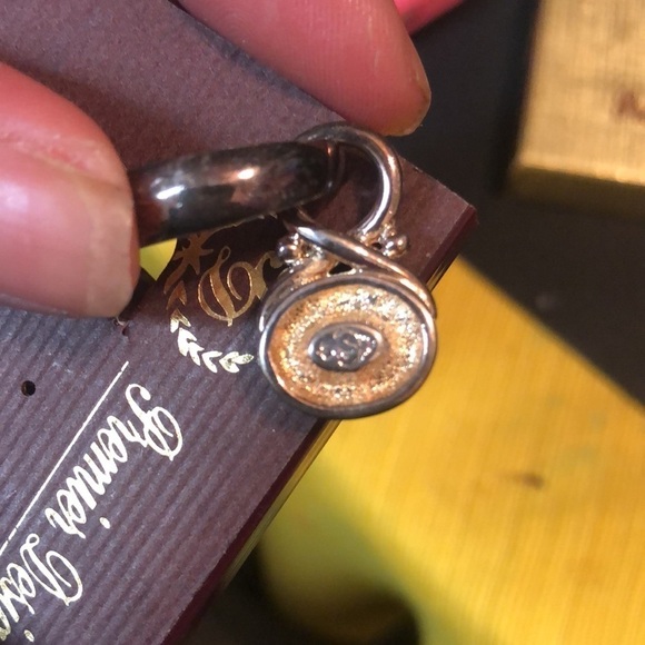 Premier designs vintage rhine stone clip on earrings​ - Picture 6 of 6